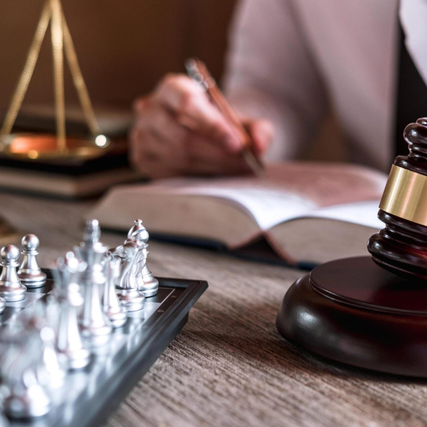 חדלפות פרעון שחמט - תחומי עניין